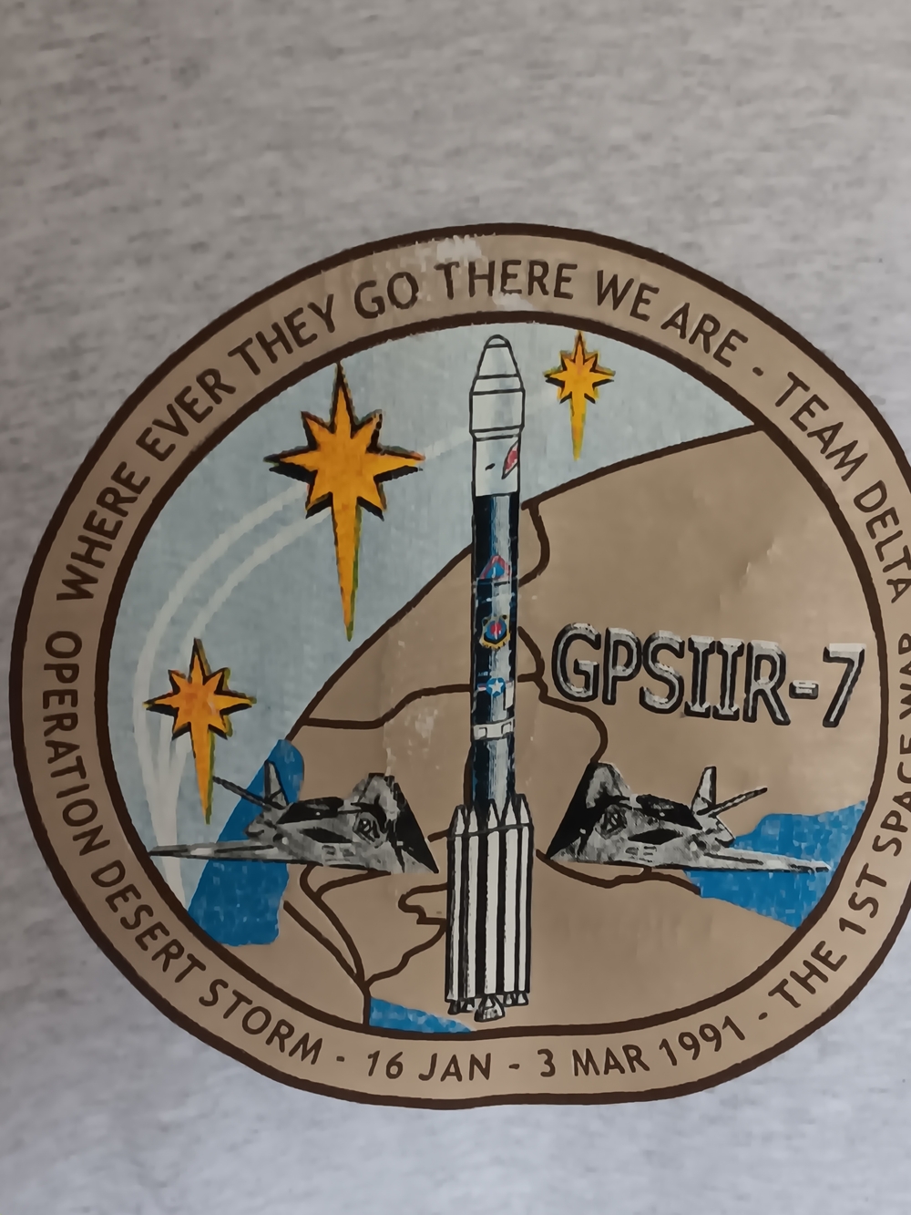 GPSIII-7 Vintage 90s Nasa  Delta II Launch Team The 1st Space War  Shirt Gray